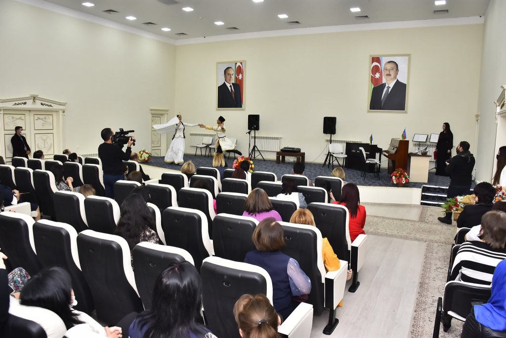 Foto Sumqayıt Regional Mədəniyyət İdarəsinin Facebook səhifəsindən