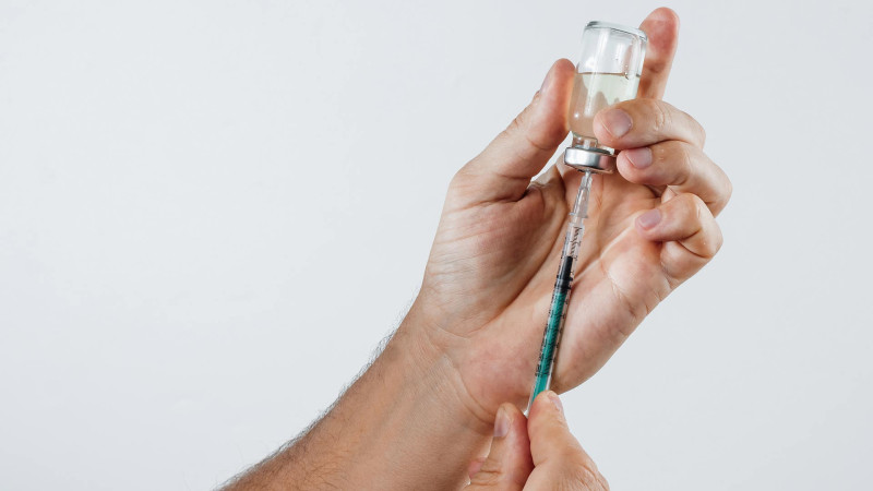 Sumqayıtın 1 saylı Ailə Sağlamlıq Mərkəzinin rəhbəri 3-cü doza vaksinlə bağlı məlumat verib