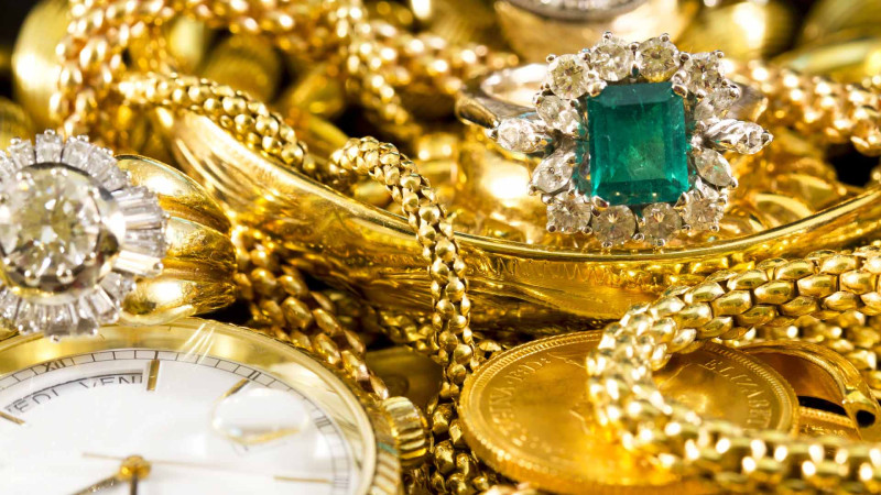 Sumqayıtda 5 mənzildən oğurluq edən qadın saxlanılıb