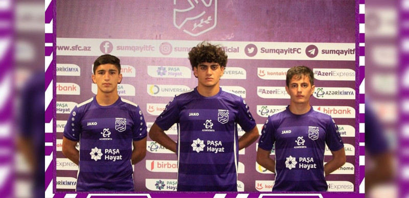 Sumqayıt futbol klubu Akademiyanın 6 futbolçusu ilə  peşəkar müqavilə imzaladı