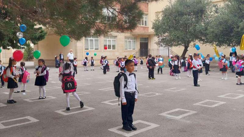 Sumqayıtda birinci sinfə qəbul olan uşaqların sayı açıqlandı