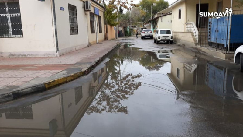Sumqayıt: şagirdlər məktəbə getməyə çetinlik çəkirlər