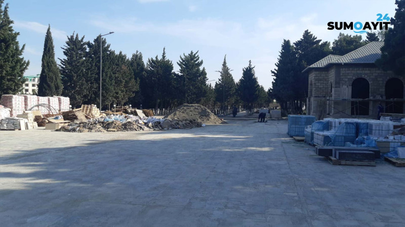 Sumqayıtda Şəhidlər xiyabanında yenidənqurma işləri davam edir