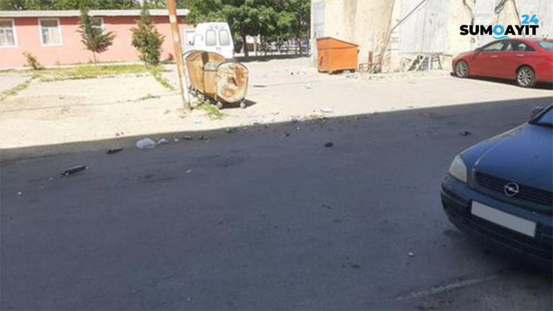 Sumqayıtda 11-ci mikrorayonda sakinlər zibilin qoxusundan pəncərələri aça bilmirlər