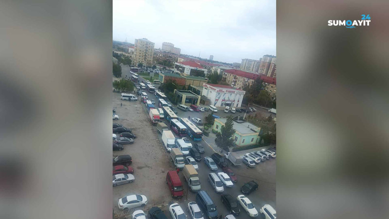 Sumqayıt: avtovağzalın önündə tıxac yaranıb