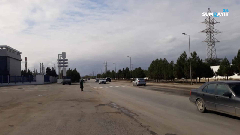 Sumqayıt Elektrik Stansiyanın yanında dayanacaqların olmaması narazıçılığa səbəb olub