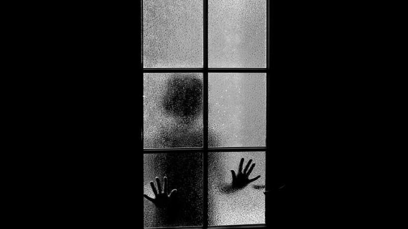 Sumqayıt: azyaşlı köməksiz vəziyyətdə qalıb