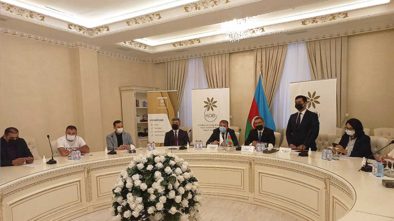 Sumqayıtda qida məhsullarının istehsalı ilə məşğul olan sahibkarlarla görüş keçirilib