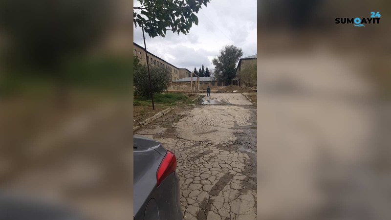 Sumqayıt: 4 və 39 nömrəli məktəblərə gedən yol pis vəziyyətdədir