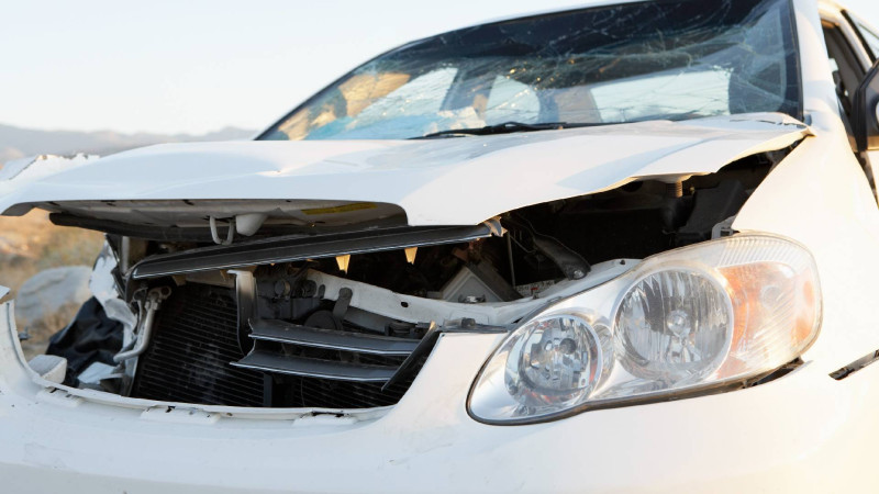 Sumqayıt yolunda qəza baş verib