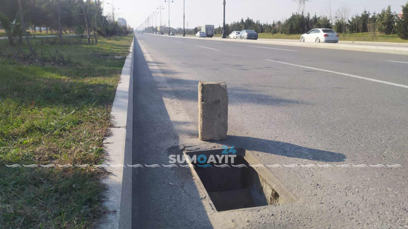 Sumqayıtda yolunun hərəkət hissəsində lyuk açıq qalıb