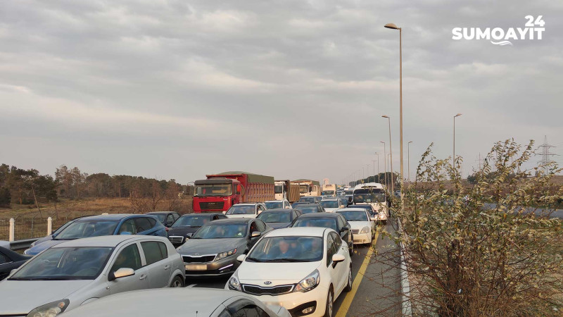 Sumqayıt - Bakı yolunda yaranan tıxaclarla bağlı Baş Dövlət Yol Polisi İdarəsindən açıqlama verildi