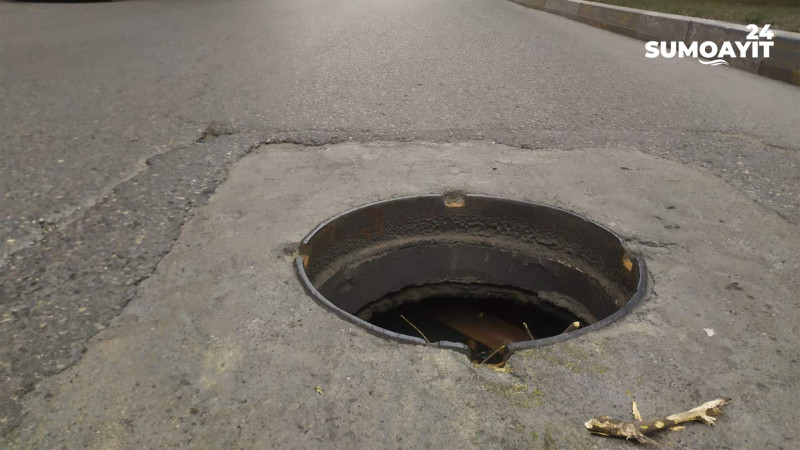 Sumqayıt: 40-cı məhəllədən keçən yol sürücülər üçün təhlükə mənbəyidir