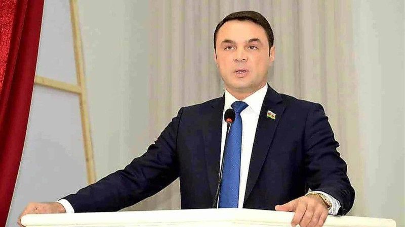 Sumqayıt: polisi döyən deputat azadlıqdan məhrum edildi