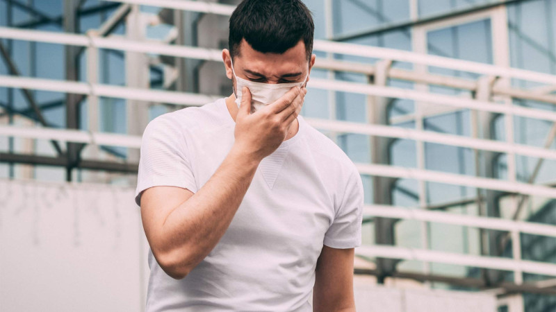 Sumqayıtda daha bir koronavirus xəstəsi yaşayış yerini tərk edib