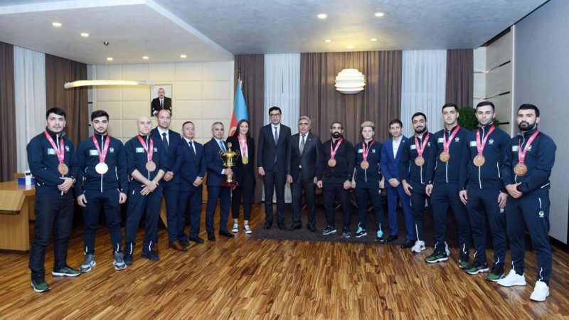 Gənclər və İdman Naziri Rafael Ağayevlə görüşüb