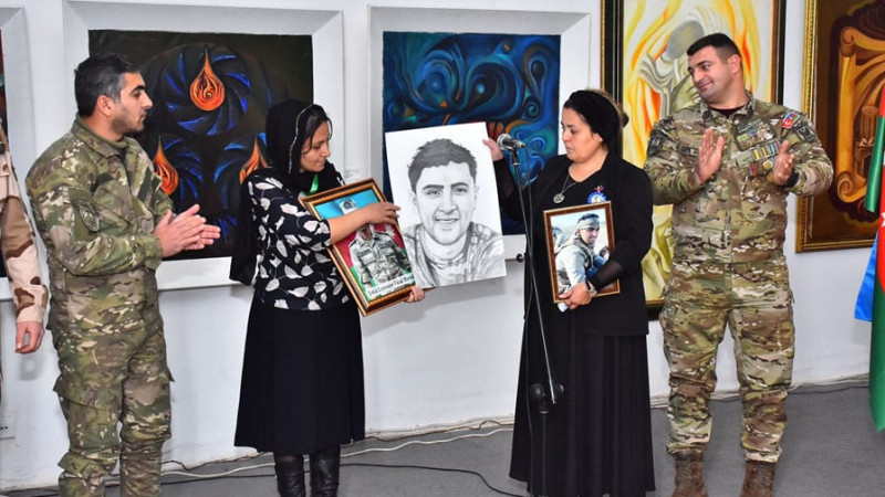 Şəhid Nadir Rzayevin Sumqayıt Dövlət Rəsm Qalereyasında il dönümü keçirilib