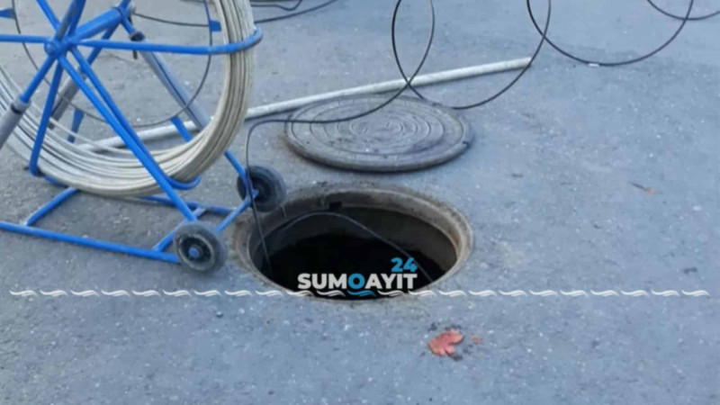 Sumqayıt: 41-ci məhəllədə yeraltı internet kabelləri yenilənir