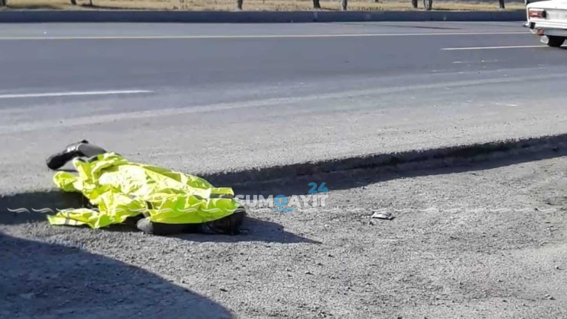 Sumqayıtın çıxışında avtomobil qadını vurub