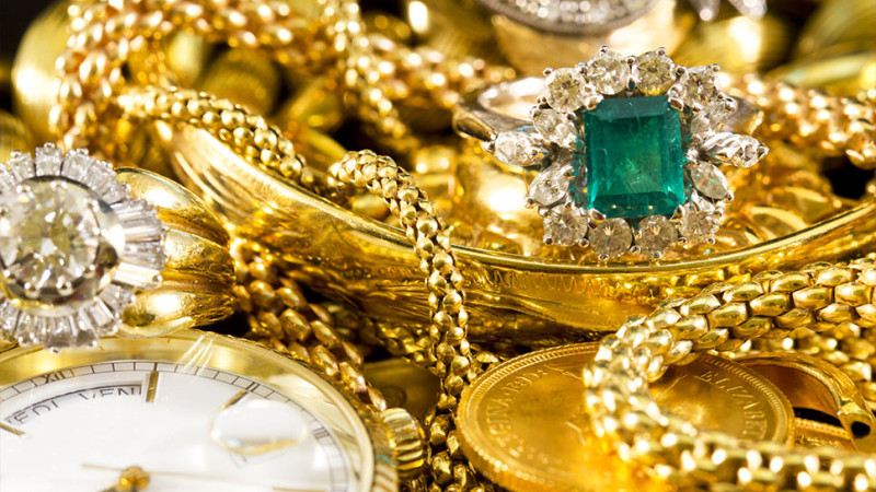 10 minə yaxın pul və qızıl-zinət əşyaları oğurlamaqda şübhəli bilinən şəxslər tutulub