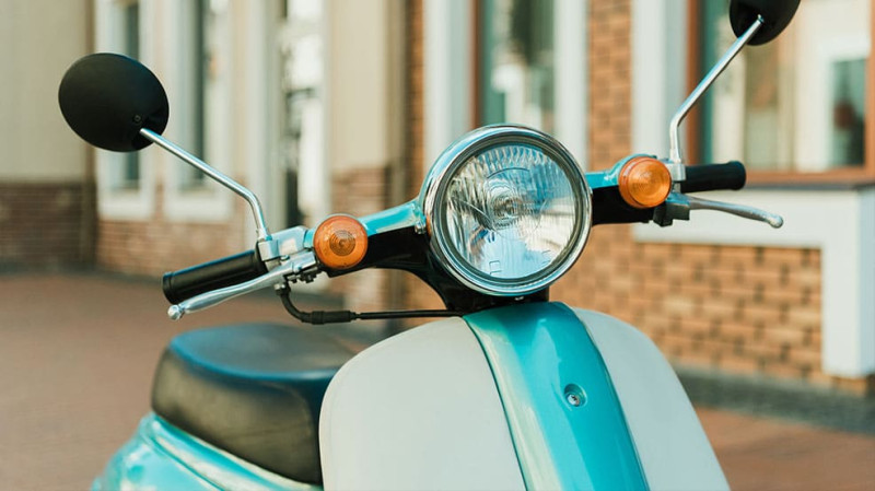 34-cü məhəllə ərazisindən moped oğurlayan şəxs tutulub