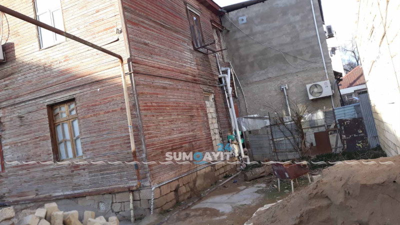 Sumqayıt: Qara Qarayev küçəsində yerləşən binalar yararsız vəziyyətdədir