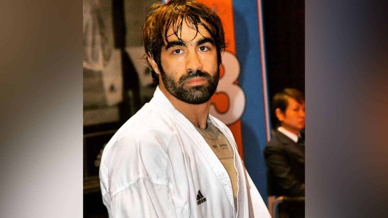 Sumqayıtlı Rafael Ağayev uzun fasilədən sonra “Karate Combat”da çıxış edəcək