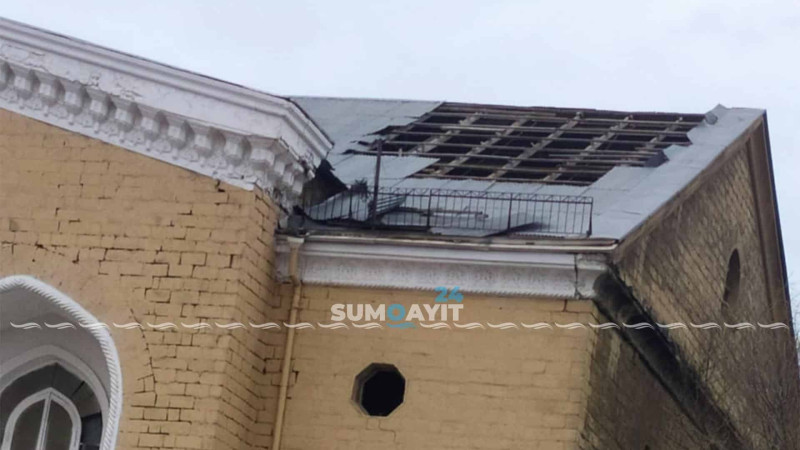 “İnşaatçılar” klubunun damı dağılmaq üzrədir