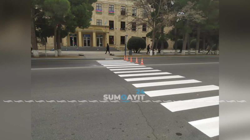 Şəhərin yollarında piyadaların rahatlığı üçün işlər görülür