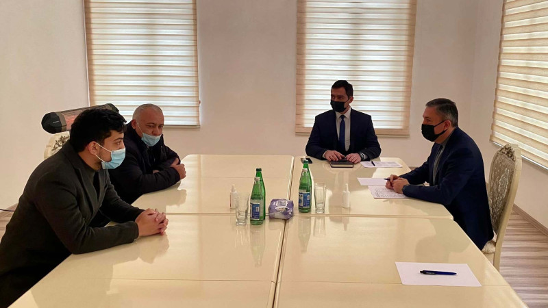 Deputat Tahir Mirkişili şəhid ailələri və qaziləri qəbul edib
