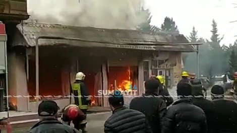 Tağıyev qəsəbəsində obyekt yanıb