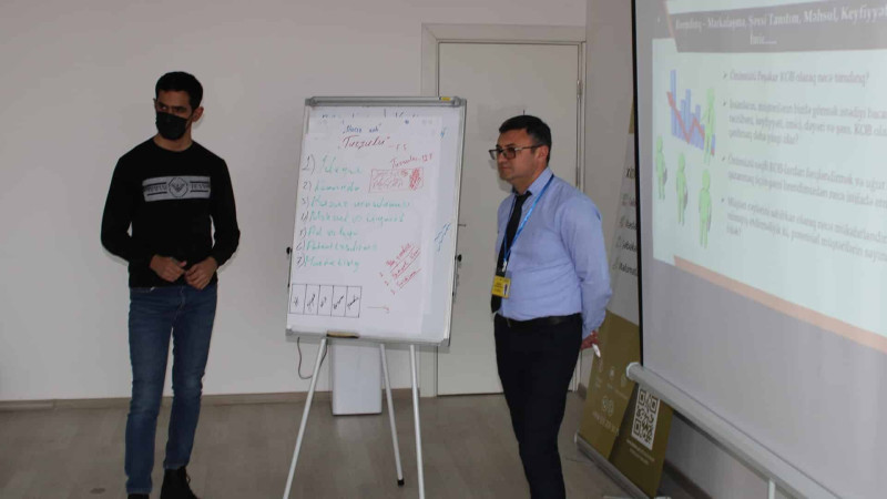 KOB İnkişaf Mərkəzində “Brendinq” mövzusunda təlim baş tutub