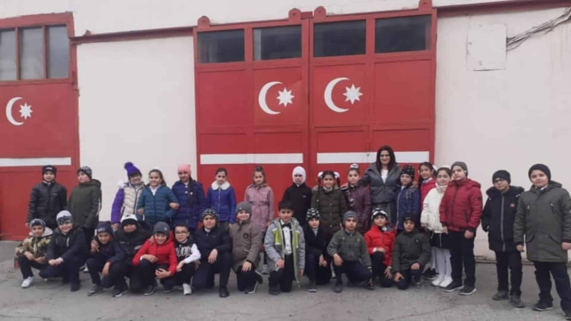 Məktəblilər Dövlət Yanğından Mühafizə hissəsinə ekskursiya ediblər