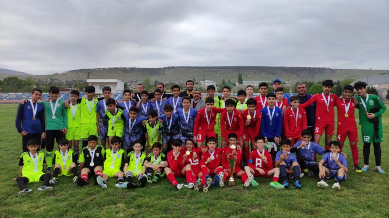 Sumqayıtlı yeniyetmə futbolçular qatıldıqları turnirin çempionu olublar