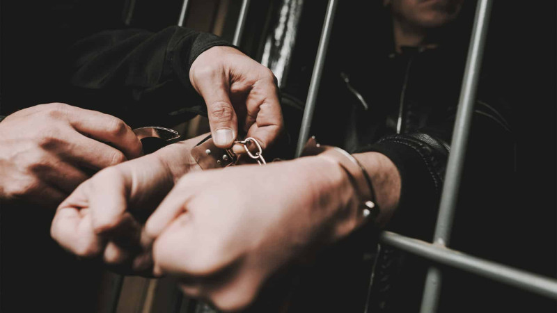 Naməlum şəxs sumqayıt sakinini döyərək cüzdanını mənimsəyib