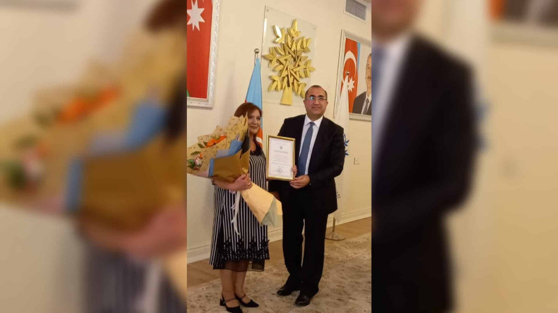 Uşaq Musiqi Məktəbinin müəllimi yubileyi münasibətilə təltif edilib