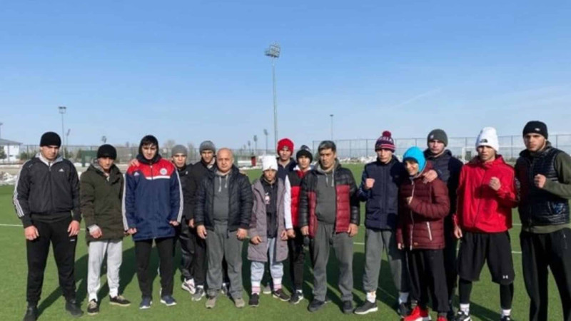 Boks üzrə Avropa birinciliyi: sumqayıtlı boksçu millimizin heyətindədir