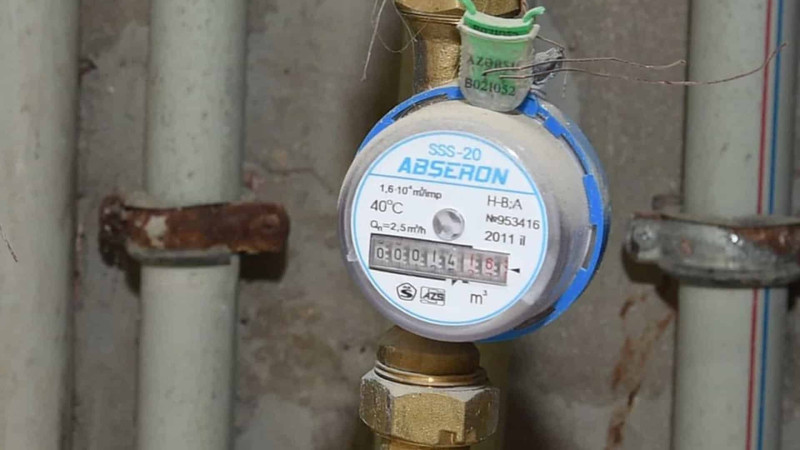 Çoxmənzilli binalarda yeni su sayğacları quraşdırılır