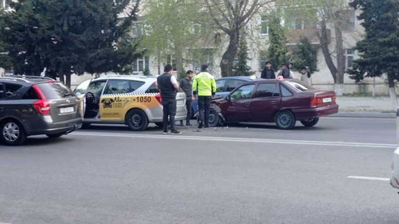 Səməd Vurğun küçəsində yol qəza baş verib