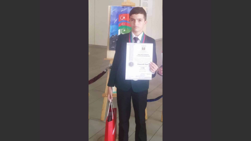 Şagirdimiz Respublika Fənn müsabiqəsinin gümüş medalşısı olub
