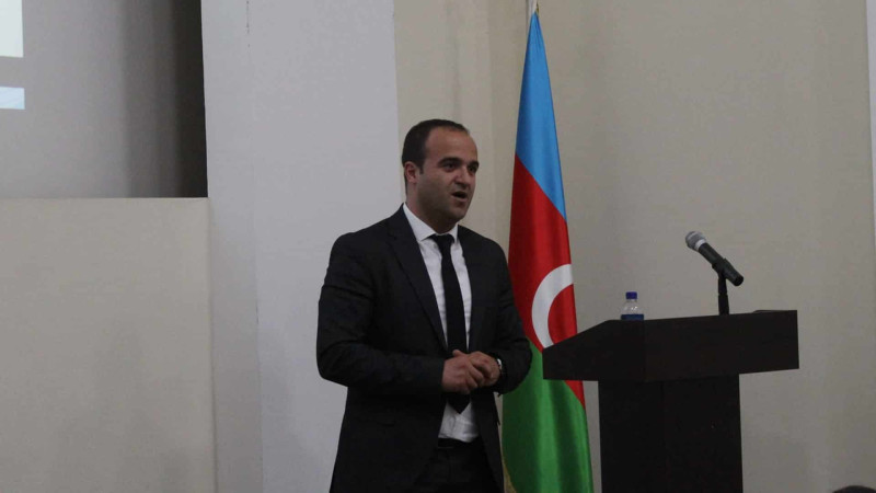 Sumqayıt şəhər Narkoloji dispanserin şöbə müdiri qusarlı gənclərlə görüşüb