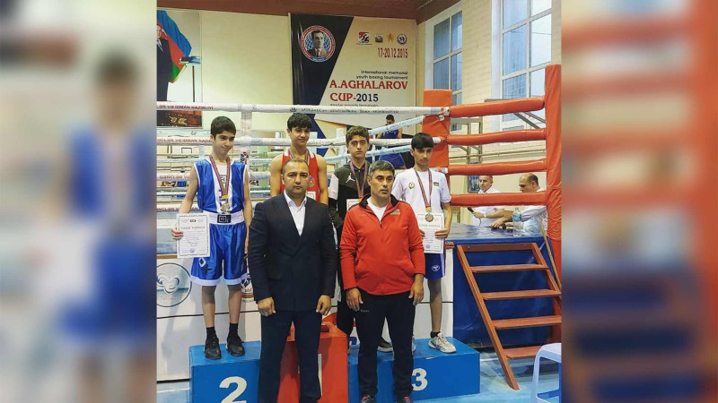 Yeniyetmə boksçular arasında şəhər birinciliyi keçirilib
