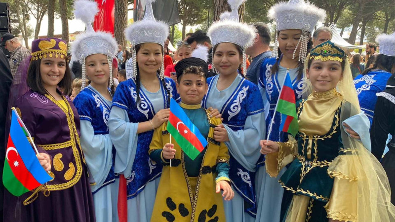 Sumqayıt incəsənət məktəbinin şagirdləri uşaq festival-bayramına qatılıblar