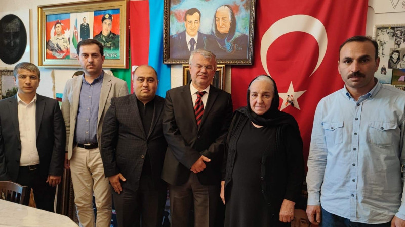 TAİB-in üzvləri tərəfindən Sumqayıt şəhidlərinin xatirəsi anılıb