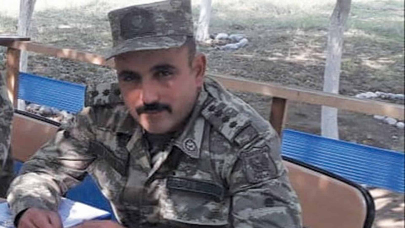 Müharibədə 3 yoldaşını xilas edən şəhid kapitan Şirbala Hüseynovun mövlud günüdür