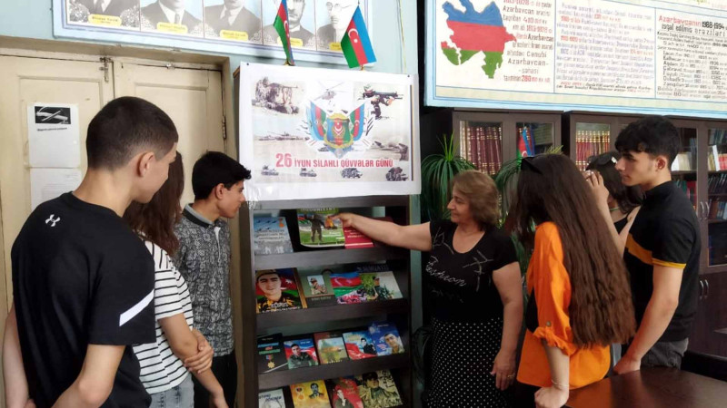 “Ordumuz qürurumuzdur” adlı kitab sərgisi keçirilib