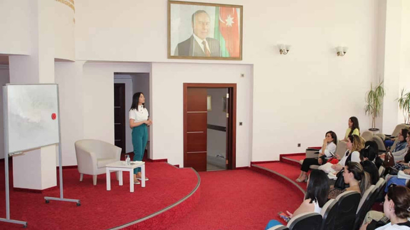 Sumqayıtda “Gələcək nəsilin həyatındakı rolumuz” adlı seminar baş tutub