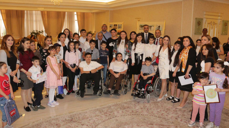 Heydər Əliyev Mərkəzində xeyriyyə sərgisi təşkil olunub