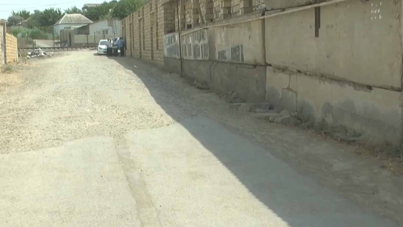 İki il öncə asfaltlanan küçə digər qurum tərəfindən qazılıb