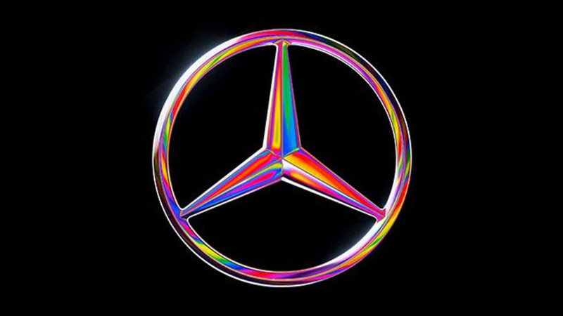 “Mercedes-Benz” şəhərimizdə fəaliyyət göstərən şirkətə sertifikat təqdim edib